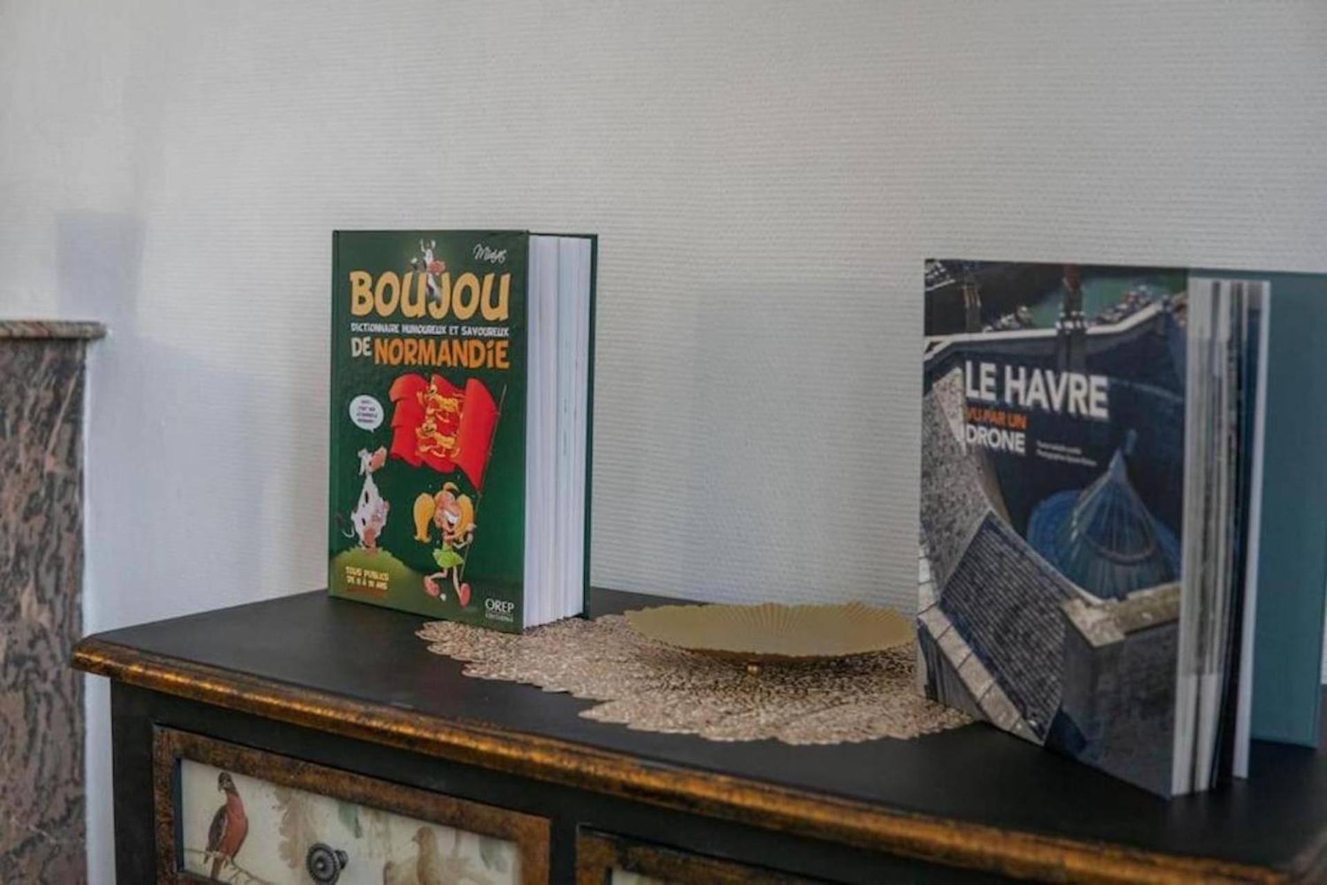 Le Boujou - Place De Parking - 200M Plage إتريتا المظهر الخارجي الصورة